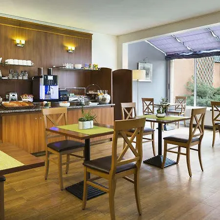 Citadines Wilson Apartahotel